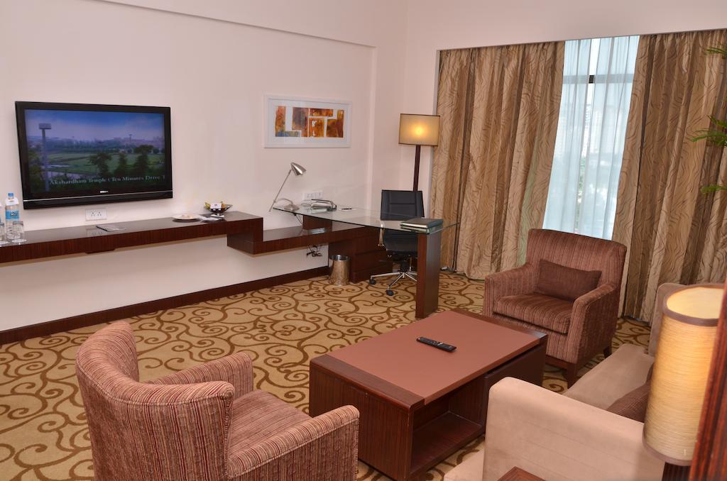 Country Inn & Suites By Radisson, Sahibabad Ghaziabad Bagian luar foto