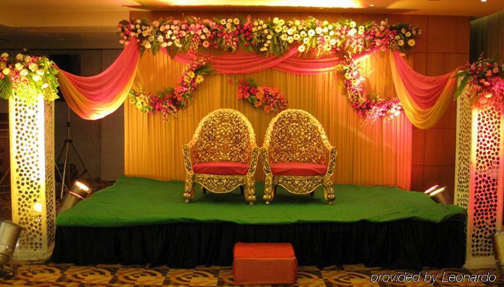 Country Inn & Suites By Radisson, Sahibabad Ghaziabad Bagian luar foto