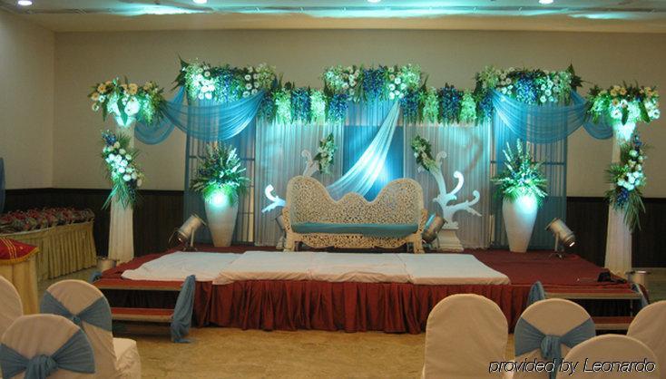 Country Inn & Suites By Radisson, Sahibabad Ghaziabad Bagian luar foto