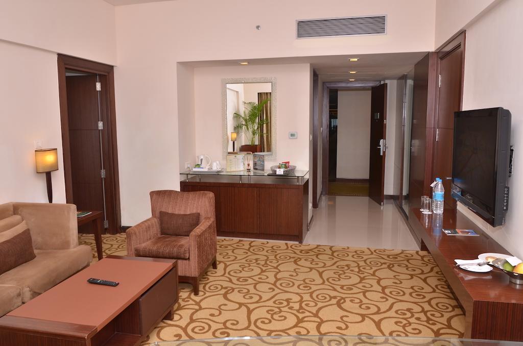 Country Inn & Suites By Radisson, Sahibabad Ghaziabad Bagian luar foto