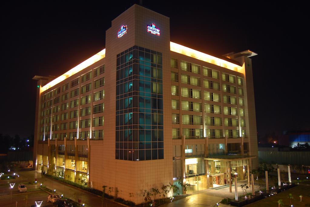 Country Inn & Suites By Radisson, Sahibabad Ghaziabad Bagian luar foto