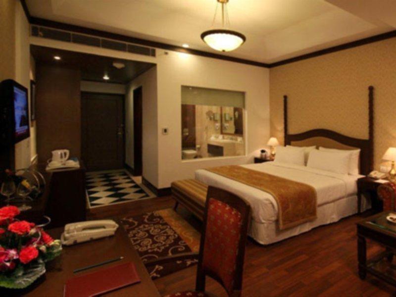 Country Inn & Suites By Radisson, Sahibabad Ghaziabad Bagian luar foto