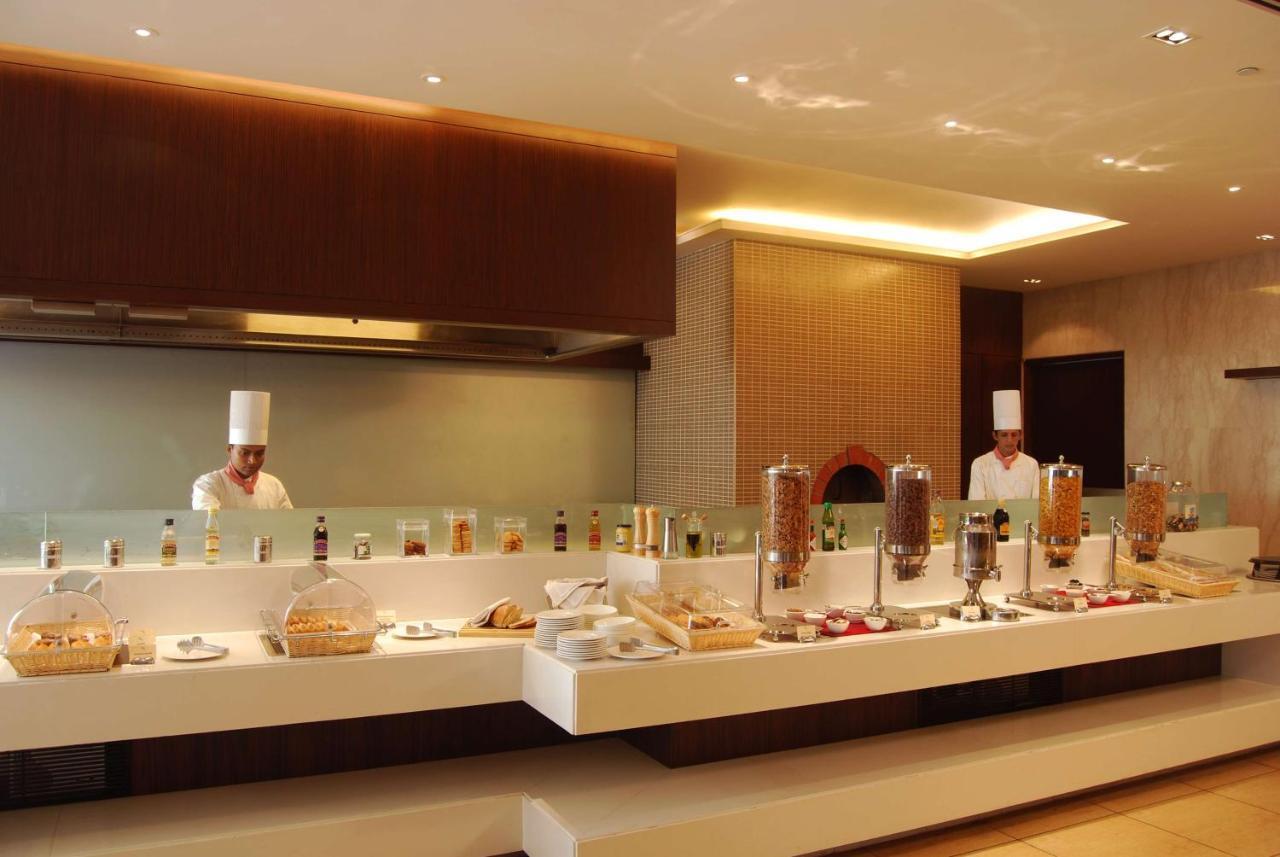 Country Inn & Suites By Radisson, Sahibabad Ghaziabad Bagian luar foto