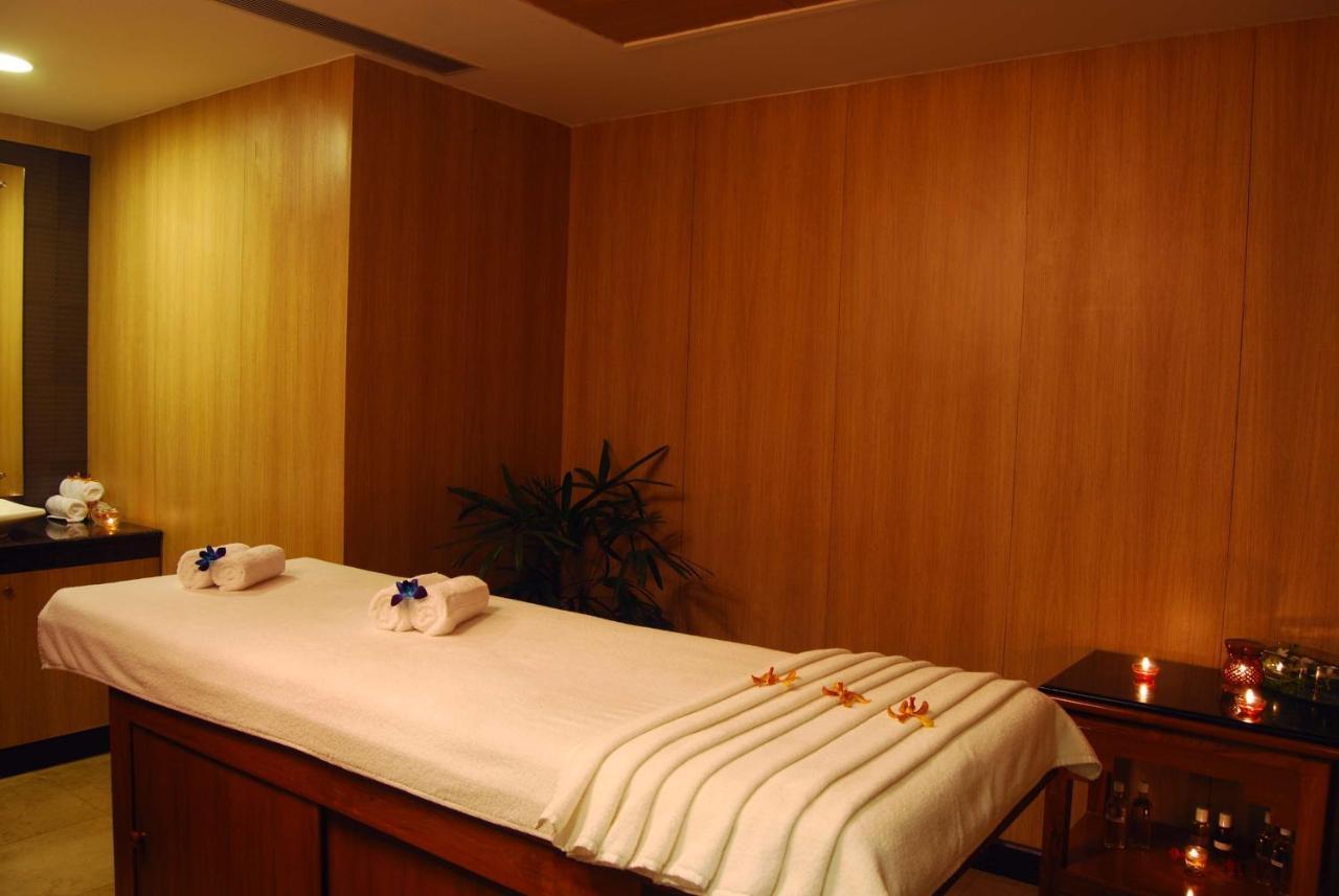 Country Inn & Suites By Radisson, Sahibabad Ghaziabad Bagian luar foto